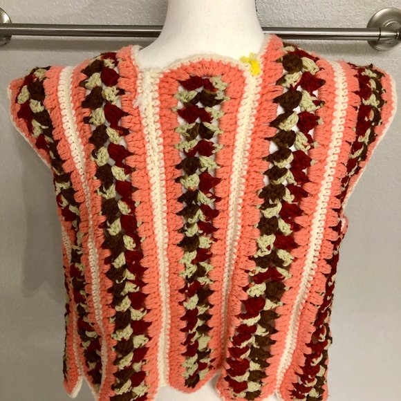 Adorable Ugly Grannycore Handmade Knit Vest - Size‎ Medium (M) - Picture 9 of 9